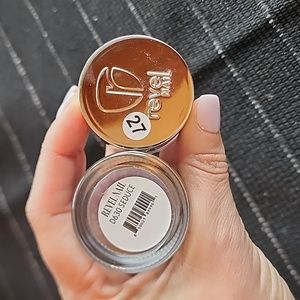 Revel Nail "Seduce" dip powder